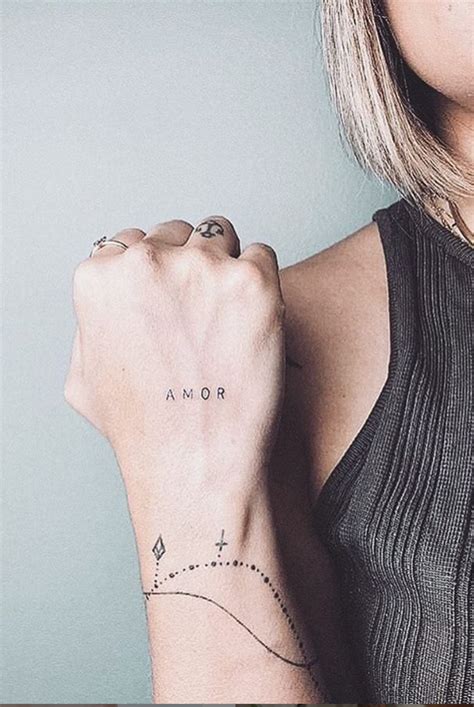 45 Meaningful Tiny Finger Tattoo Ideas Every Woman Eager To Paint ...