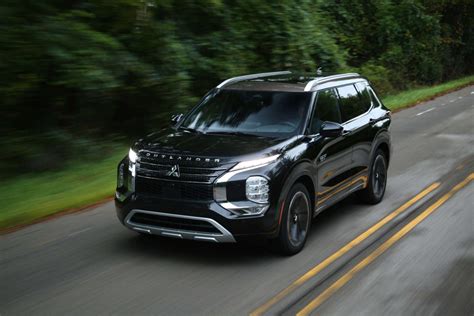 Expert Picks: 3 of the Safest SUVs Under $50,000 for 2023