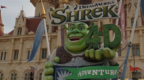 Shrek Far Far Away Land Universal Studios Singapore 2019 Puss in Boots ...