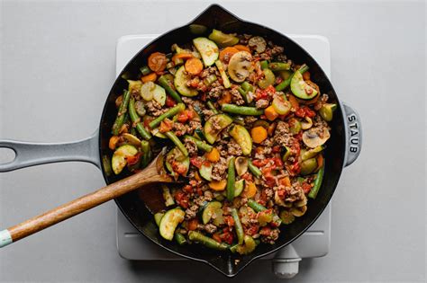 Low-Fat Skillet Ground Beef and Vegetables Recipe