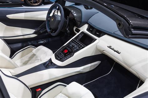 Lamborghini Aventador S Interior