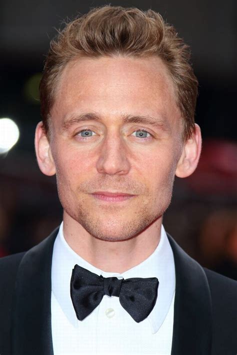 Famous Aquarians: Celebrities with Aquarius star sign - Tom Hiddleston ...