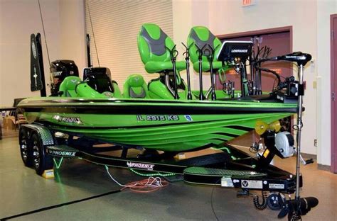 Bass fishing boats, Bass boat ideas, Bass boat