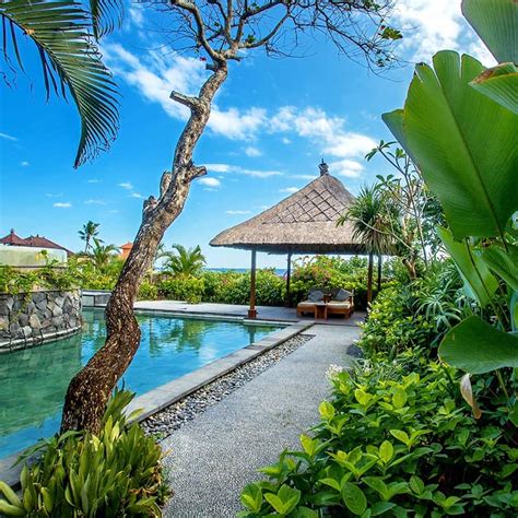 The Best Luxury Bali Surf Hotels You HAVE To Stay At! | Stoked For Travel