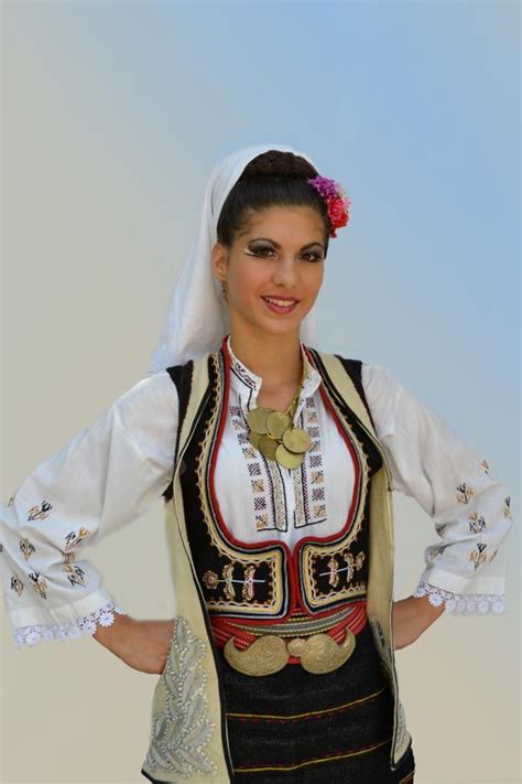 Serbian Folk Costumes/Srpska Narodna Nosnja | Serbian clothing ...