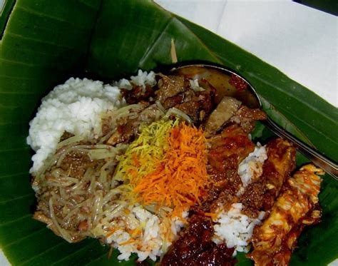 Nasi Krawu Bu Azza: Nasi Krawu Bu Azza Khas Gresik