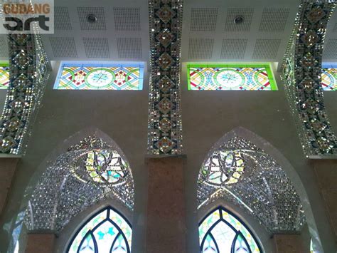 Interior Masjid | Keindahan Interior Masjid Kristal Budi Mulia Gudang ...