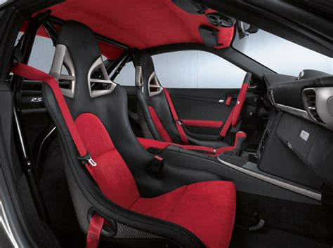 Porsche 911 GT2 RS Interior - Car Body Design