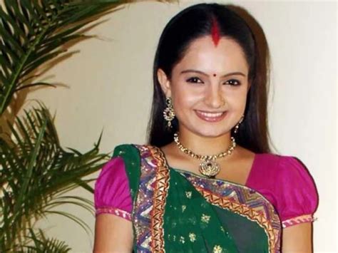 Must Read! Who looked better as 'Gopi Bahu' in Saath Nibhaana Saathiya ...