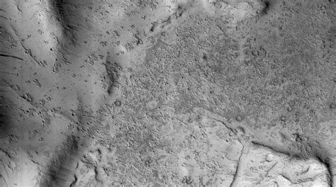 NASA orbiter spots strange secondary crater on Mars - The Statesman