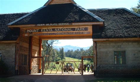 Mount Kenya National Park | Mount Kenya | Kenya Safaris Tours