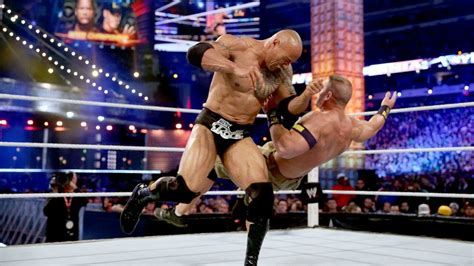 Jhon Cena VS The Rock - Wrestlemania 29 - YouTube