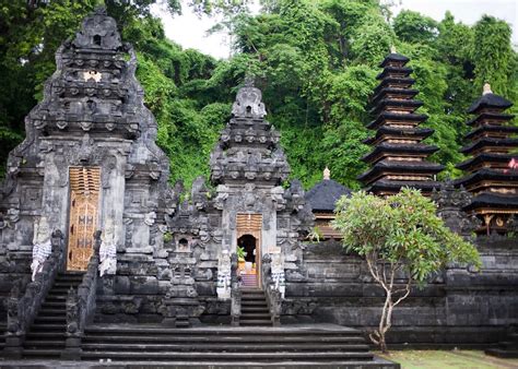 8 MUST-VISIT HINDU TEMPLES IN BALI | Honeycombers Bali