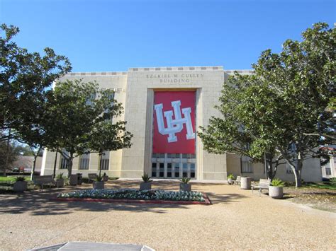 UH launches $1 Billion Fundraising Campaign - DefenderNetwork.com