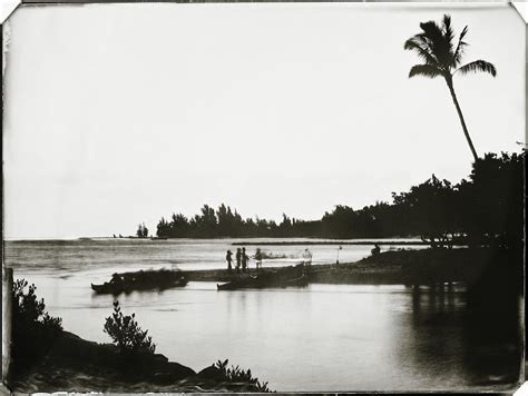 Eddie Aikau Memorial: Surfing stars chase big waves | CNN