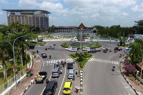 UMK atau UMR Pekanbaru 2023 dan Seluruh Riau