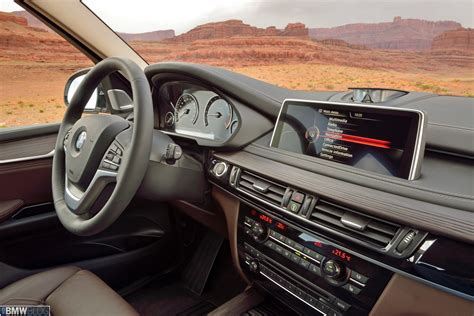 2014-bmw-x5-interior-10