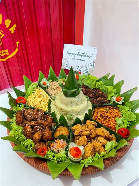 Tumpeng | Hiasan makanan, Ide makanan, Makanan pernikahan