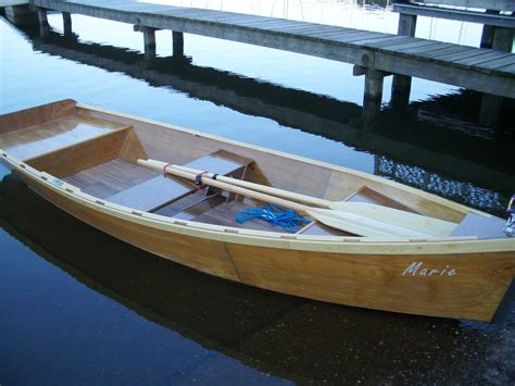 Seat Boat: This is Plywood rowing boat plans