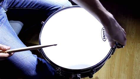 Snare-Drum Tuning - YouTube