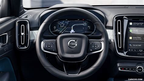 2022 Volvo C40 Recharge - Interior, Steering Wheel | Caricos