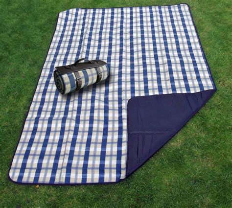 Best Waterproof Outdoor Blankets to Keep You Warm and Dry