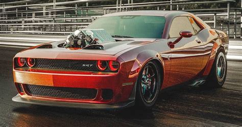 Modern Challenger Hellcat Meets Old School Hot Rodding