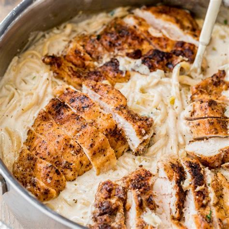 Creamy Chicken Pasta – HouseholdCooking.com