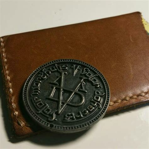 Game Of Thrones-Valar Morghulis Coin, Women's Fashion on Carousell