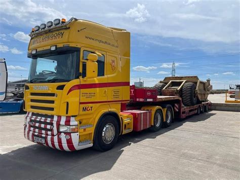 Matt Gregory Transport - Scania 6x2 Tractor Unit