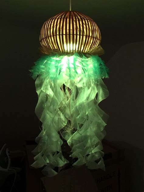 Jellyfish light with programmable LED buld