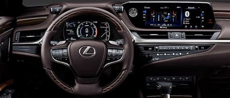 2020 Lexus ES Interior | Lexus of Naperville