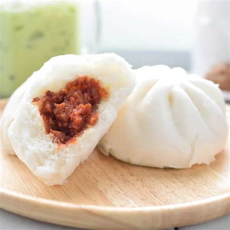 How to make Chinese Steamed Pork Buns/baozi Recipe