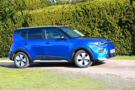 Kia Soul EV 2020 First Drive Review - GreenCarGuide.co.uk