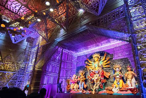 Photo Feature: 25 Pictures of Durga Puja in Kolkata