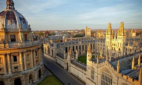 Fakta University of Oxford yang Memikat Banyak Pelajar Internasional