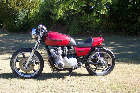 1977 SUZUKI GS 750 CAFE RACER