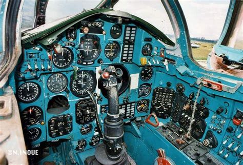 MiG-25 Cockpit | Re: Tu-104, MiG-23, MiG-25 | Cockpit, Aircraft carrier ...