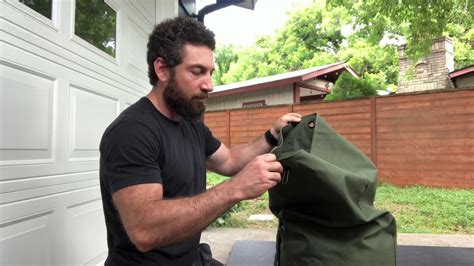 How to Build Your Own DIY Heavy Sandbag - YouTube