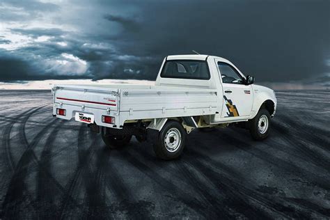 Tata Yodha Pickup 4x4 - On Road Price, RTO, Insurance, Features ...