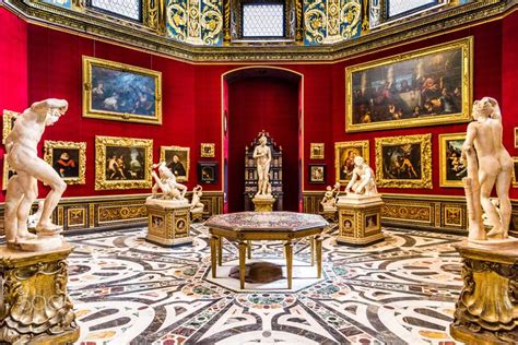 Uffizi Gallery, Florence, Italy - One of the many great exhibition ...