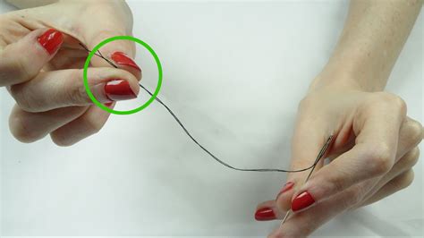 How to Thread a Needle and Tie a Knot: 14 Steps (with Pictures)