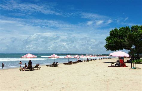 Ragam Aktivitas Wisata Pantai Kuta Bali yang Menarik Mata - Pecinta ...