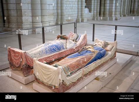 Tomb of Richard the Lionheart and Isabella of Angouleme in Fontevraud ...