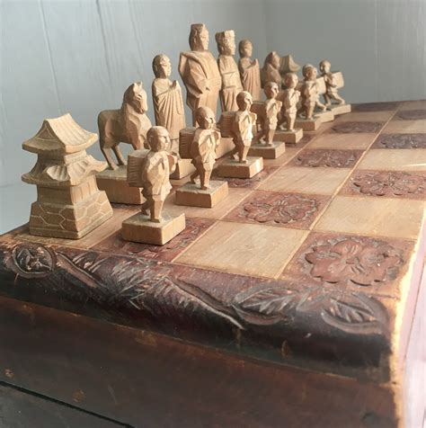 Antique Chess Set | Collectors Weekly