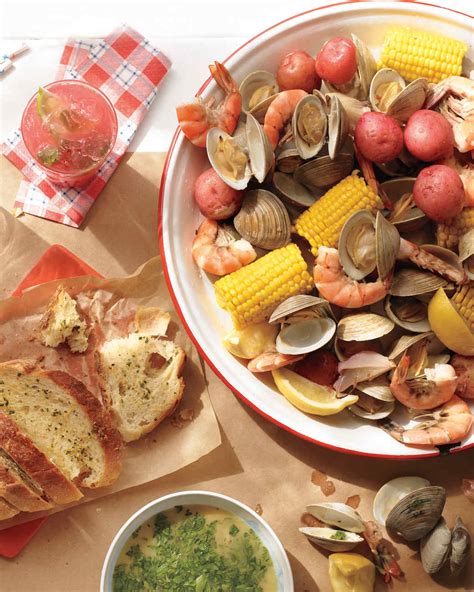 17 Clam Recipes That Make Quick Weeknight Dinners | Martha Stewart