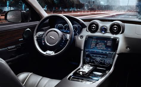 car interior | Jaguar xj, Jaguar car, Jaguar xjl