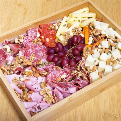 Mix Cold Cuts and Cheese Platter (8-10 pax) | Bain Marie