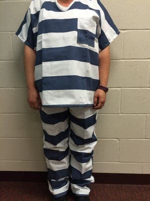 Stearns County Jail adds color, stripes to inmate uniforms