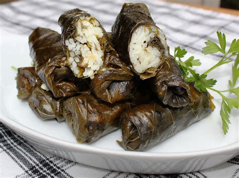 Zsu's Vegan Pantry - The How To: Dolmas